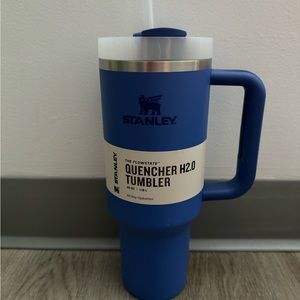 Stanley Quencher H2.0 Flowstate Tumbler 40 oz- LIMITED EDITION COLOR IRIS BLUE